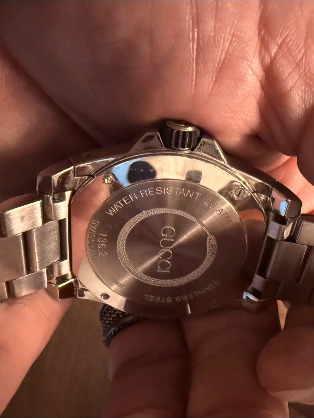 Gucci Black and Silver Dive-Style Watch with Green Accents - Picture 5 of 5